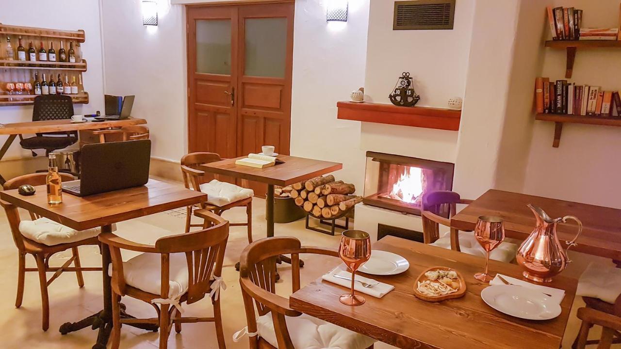 Rebetiko Hotel ألاتشاتي المظهر الخارجي الصورة