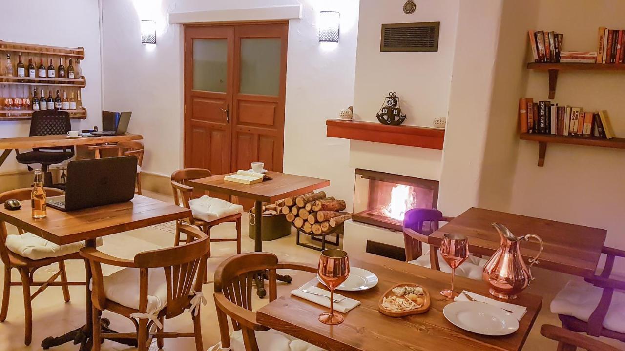 Rebetiko Hotel ألاتشاتي المظهر الخارجي الصورة
