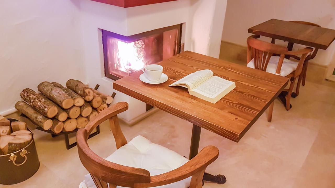 Rebetiko Hotel ألاتشاتي المظهر الخارجي الصورة
